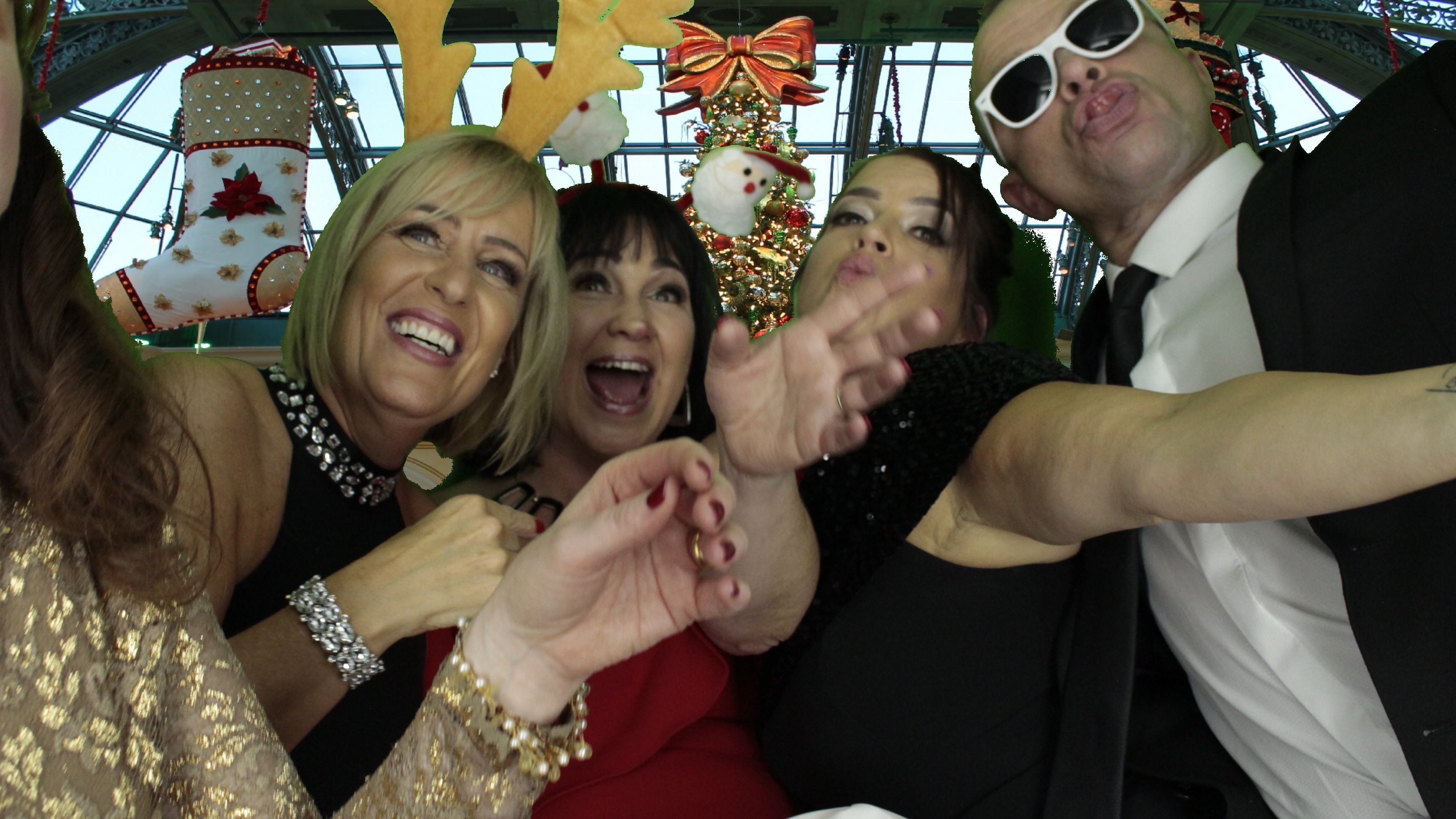 Portsmouth Water Christmas Party | View more photos from the event at gallery.myphotoboothexperience.co.uk/u/MyPhotoBoothExperienceLtd/Portsmouth-Water-Christmas-Party